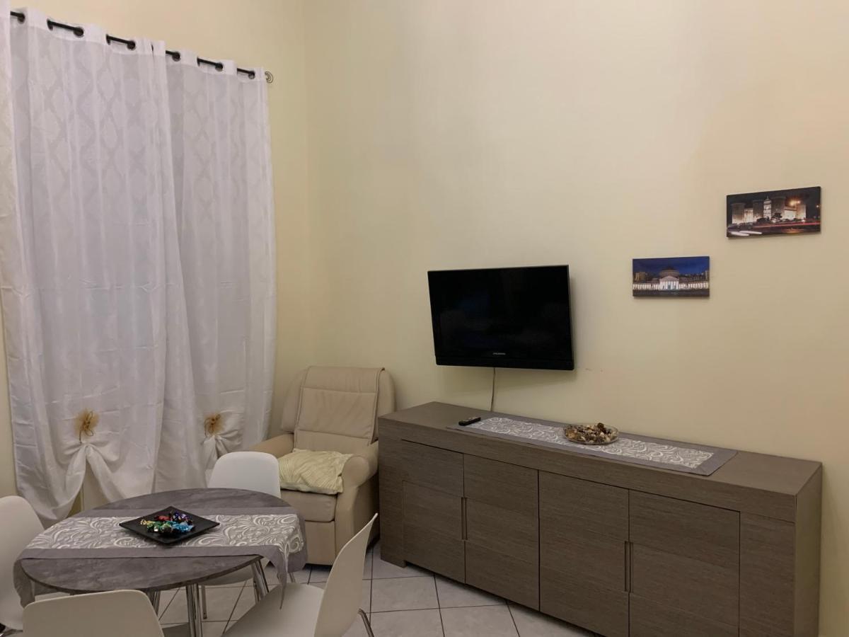 Centro Storico Napoli La Casa Di Ciro Villa Bagian luar foto