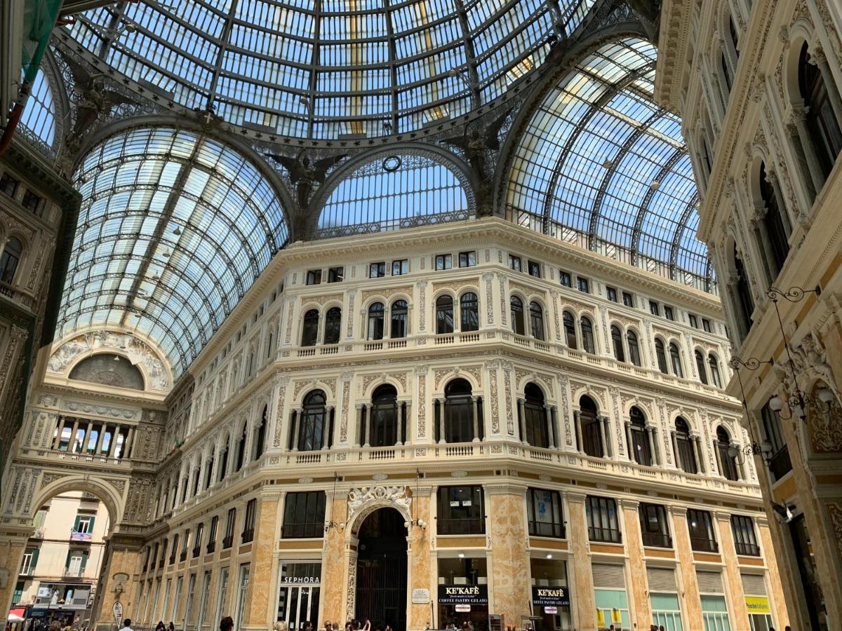Centro Storico Napoli La Casa Di Ciro Villa Bagian luar foto