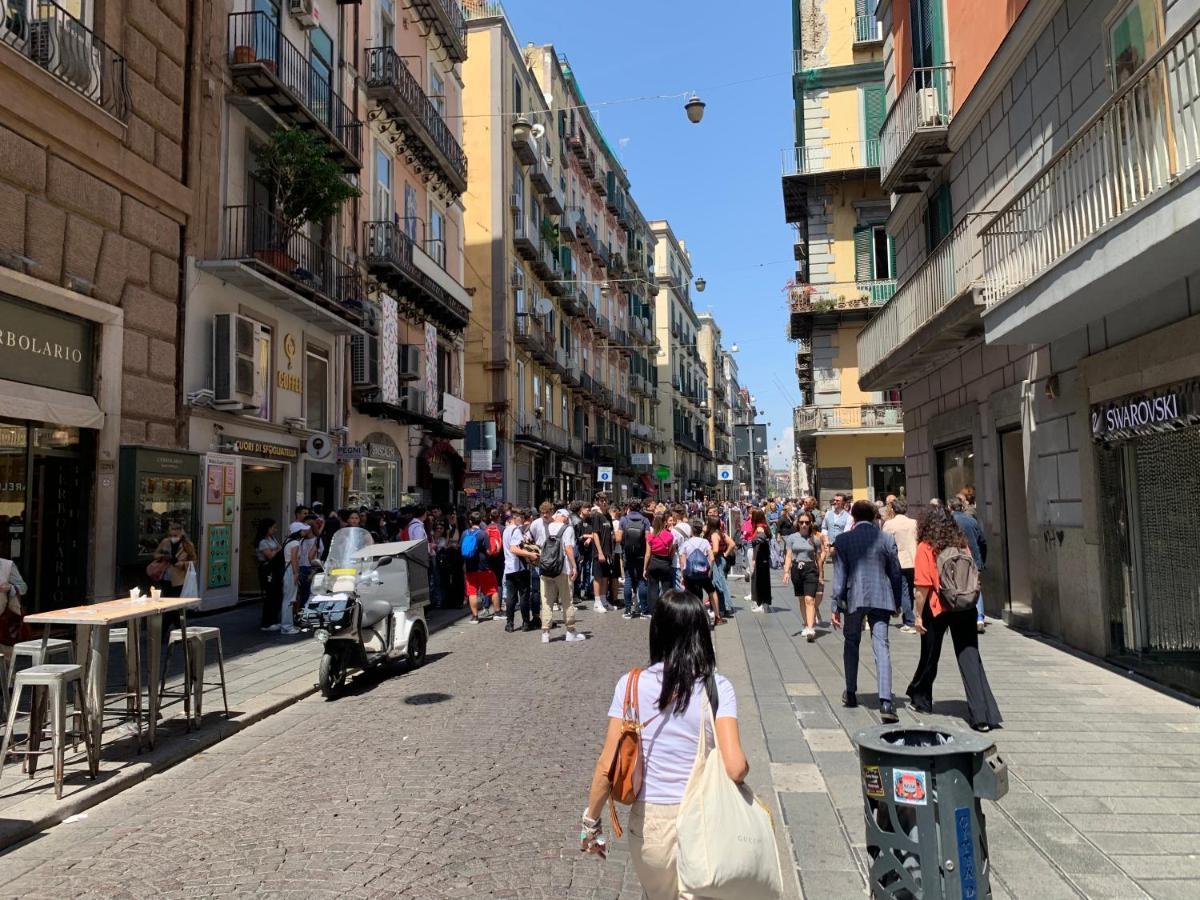 Centro Storico Napoli La Casa Di Ciro Villa Bagian luar foto